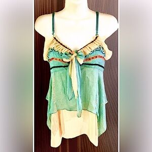 🩵ANDREW & CO🩵 SPARKLE BEADED RUFFLE BUST LAYERED HANDKERCHIEF HEM SMOCK TOP EUC